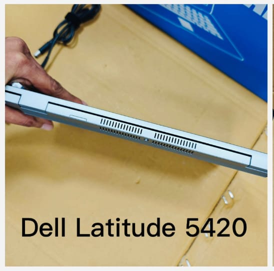 Refurbished Dell Latitude 5420 | Intel Core i5 12th Gen | 8 GB RAM | 256 GB SSD | 14" Screen