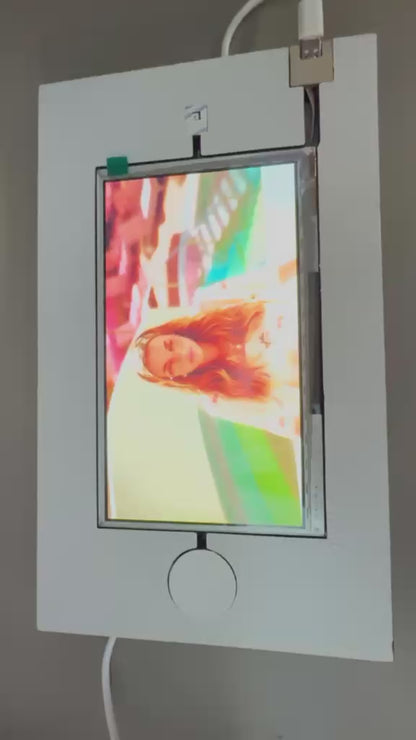 7" IPS LCD Screen